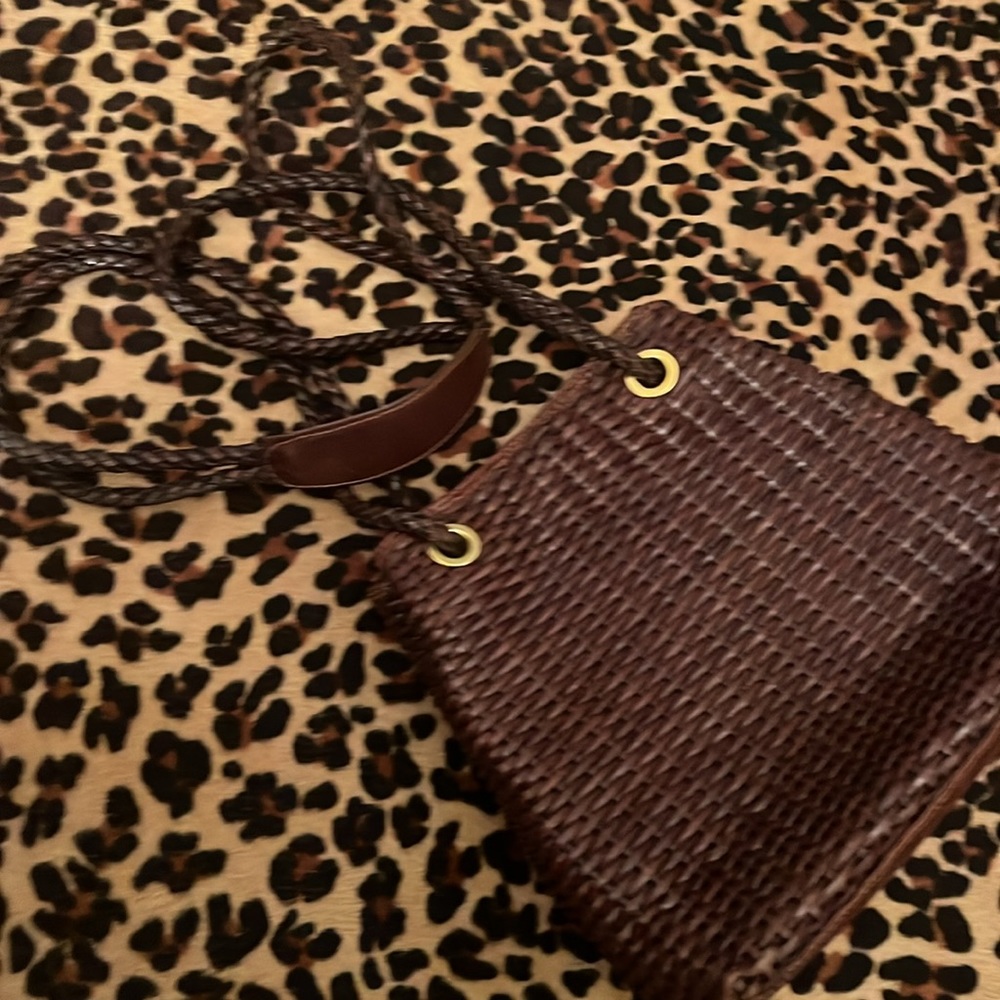 Cee Klein Woven Leather Crossbody Bag - Picture 10 of 13